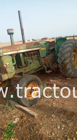 À vendre Tracteur John Deere 2040 sans carte grise complet