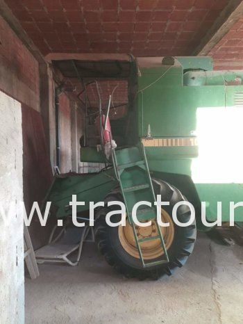 À vendre Moissonneuse batteuse John Deere 1055 complet