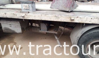 À vendre Camion plateau sans ridelles OM 70 complet