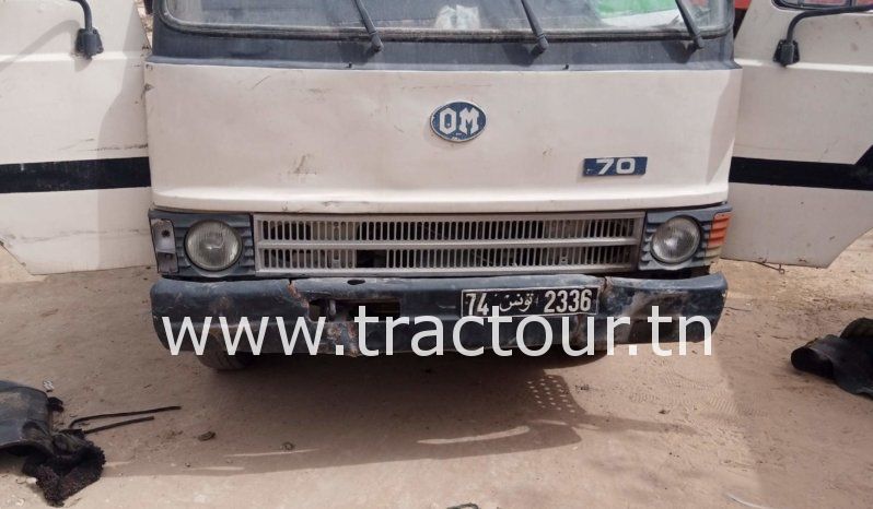 À vendre Camion plateau sans ridelles OM 70 complet
