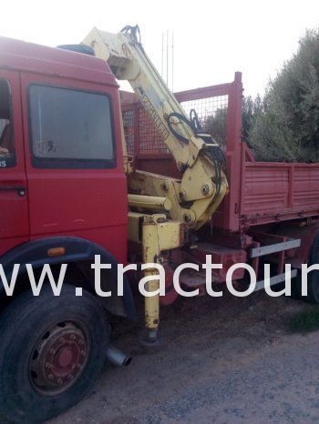 À vendre Camion plateau avec ridelles Iveco 190-35 avec grue complet