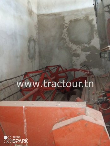 À vendre Moissonneuse batteuse sans cabine Deutz-Fahr M 2580 complet