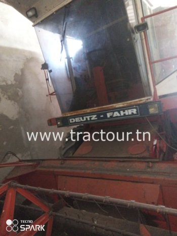 À vendre Moissonneuse batteuse sans cabine Deutz-Fahr M 2580 complet