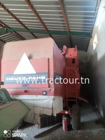 À vendre Moissonneuse batteuse sans cabine Deutz-Fahr M 2580 complet