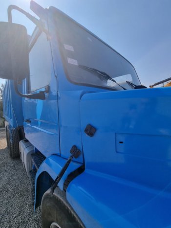 À vendre camion benne TP Scania 113H 310 (1993) complet