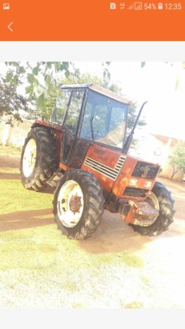 À vendre Tracteur avec cabine Fiat 1180 (1990) complet