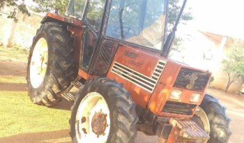 À vendre Tracteur avec cabine Fiat 1180 (1990) complet