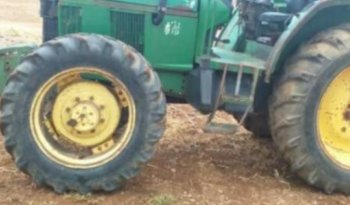 À vendre Tracteur avec cabine John Deere 6205 (2000) complet