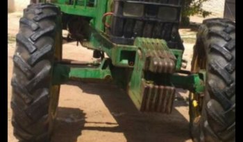 À vendre Tracteur avec cabine John Deere 6205 (2000) complet