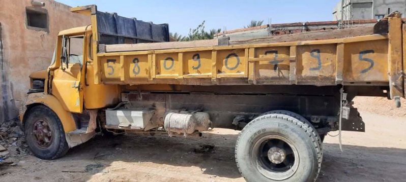 À vendre Camion benne Berliet GLR 160 complet