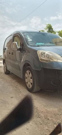 À vendre Voiture Citroën Berlingo 2 1.6HDi complet