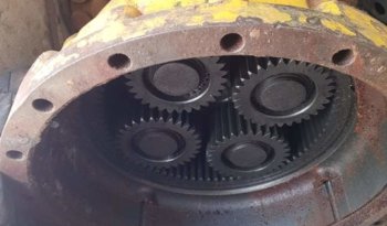 À vendre semi arbre disque de frein et réducteur Volvo L120C complet