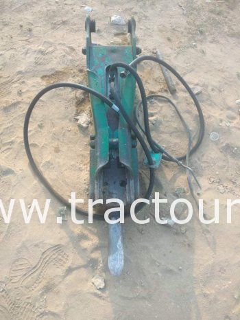 À vendre Brise-roche avec installation hydraulique complet
