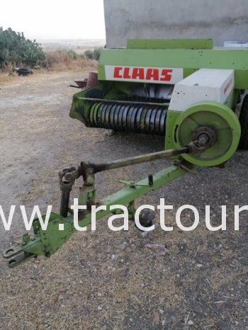 À vendre Presse à paille – Brissa Claas Markant 55 (1997) complet