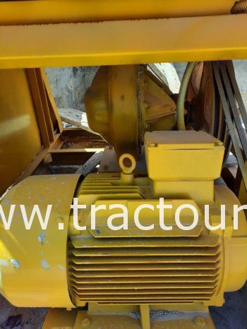 À vendre Machine pour fabriquer des briques en ciment complet