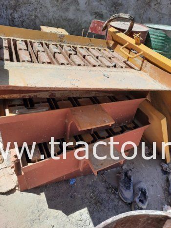 À vendre Machine pour fabriquer des briques en ciment complet