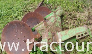 À vendre Charrue à 3 disques et cover-crop offset 11/22 Huard complet