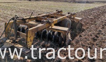À vendre Charrue à 3 disques et cover-crop offset 11/22 Huard complet