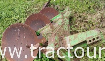 À vendre Charrue à 3 disques et cover-crop offset 11/22 Huard complet