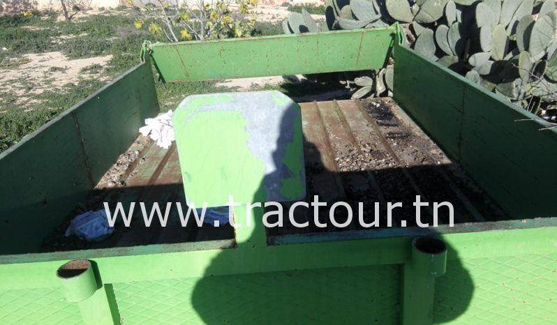 À vendre Semi remorque agricole benne 4 tonnes avec carte grise complet