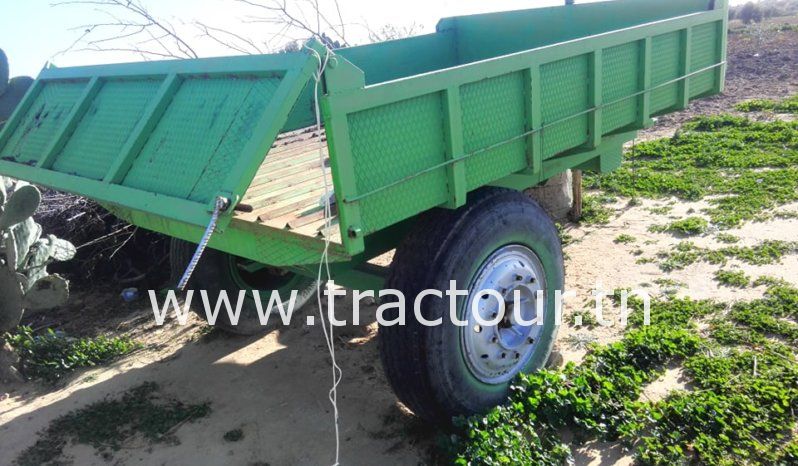 À vendre Semi remorque agricole benne 4 tonnes avec carte grise complet