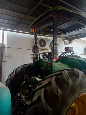 À vendre Tracteur John Deere 6215 complet