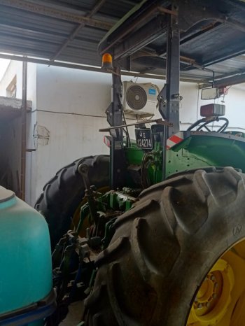 À vendre Tracteur John Deere 6215 complet