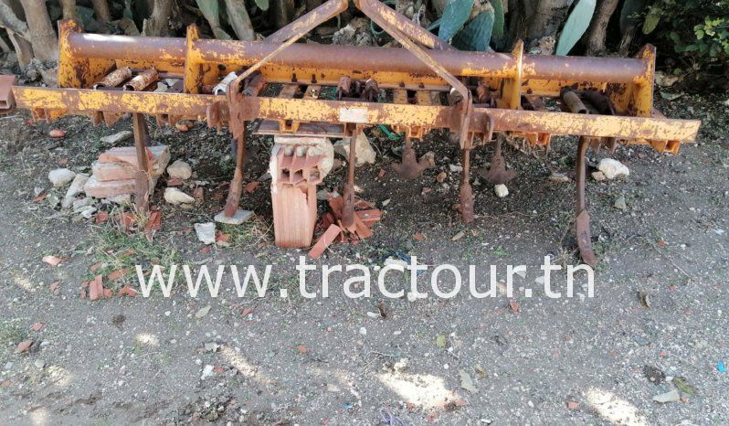 À vendre Tracteur Deutz M 70 07 avec pulvérisateur et canadienne complet