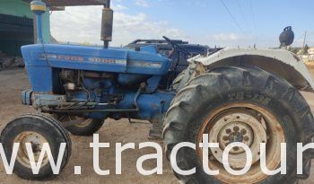 À vendre Tracteur Ford 5000 complet