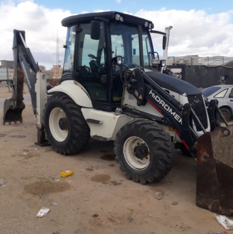 À vendre Tractopelle Hidromek 102B (2012) complet