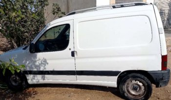 À vendre utilitaire fourgon Peugeot Partner 1.6HDi complet