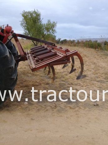 À vendre Tracteur avec matériels Massey Ferguson 265 complet
