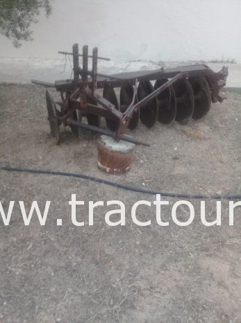 À vendre Tracteur avec matériels Massey Ferguson 265 complet