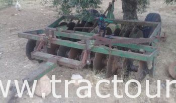 À vendre Tracteur avec matériels Massey Ferguson 265 complet