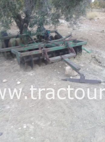 À vendre Tracteur avec matériels Massey Ferguson 265 complet
