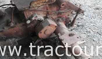 À vendre Tracteur International 480 ferraille complet