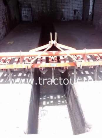 À vendre Canadienne à ressorts 11 dents MIG-Huard complet