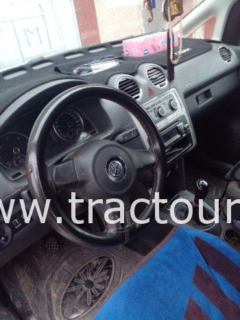 À vendre Utilitaire fourgon Volkswagen Caddy (2015) complet
