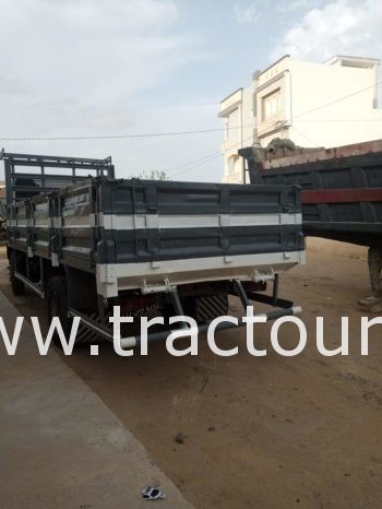 À vendre Camion plateau avec ridelles Iveco Eurocargo 150e21 (2005) complet