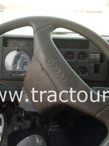 À vendre Camion plateau avec ridelles Iveco Eurocargo 150e21 (2005) complet
