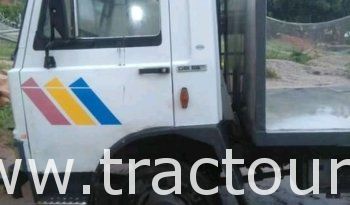 À vendre Camion plateau sans ridelles Unic complet