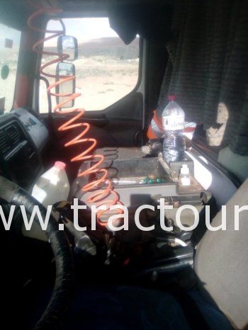 À vendre Tracteur routier Renault Kerax 385 (2001) complet