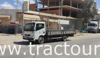 À vendre Camion plateau avec ridelles Renault Maxity moteur Iveco C12 (2010) complet