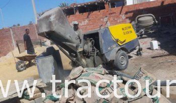 À vendre Pompe à béton 3 cylindres Putzmeister avec tuyaux béton complet