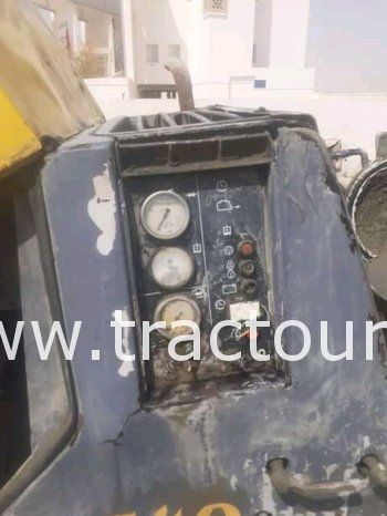 À vendre Pompe à béton 3 cylindres Putzmeister avec tuyaux béton complet