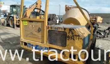 A vendre Auto bétonnière – toupie (2012) complet
