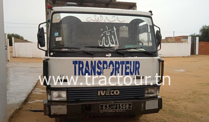 À vendre Camion plateau sans ridelles Iveco Zeta 65.9 complet