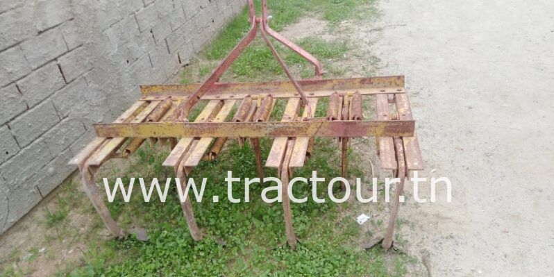 À vendre Canadienne à 7 dents à ressorts MIG-Huard complet
