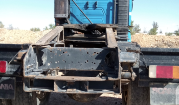 À vendre Tracteur Scania 113H 360  avec semi remorque plateau avec ridelles Comet (1993) complet