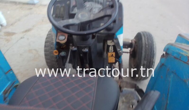 À vendre Tracteur Landini 7860 avec charrue à 3 disques (2000) complet